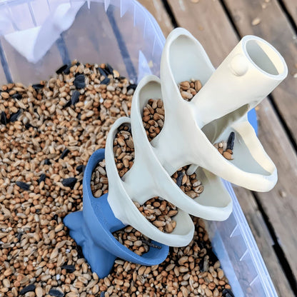 🥳Creative Fish Skeleton Hanging Bird Feeder
