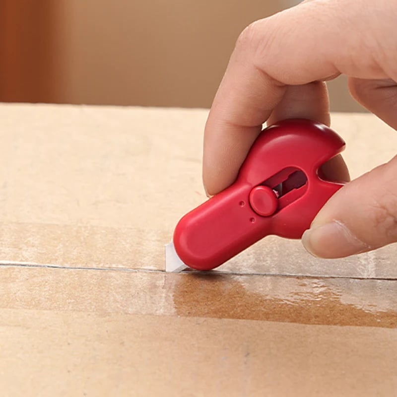 🦀 3-in-1 Magnetic Crab Multitool – Bottle Opener, Box Cutter, and Mini Scissors for the Kitchen