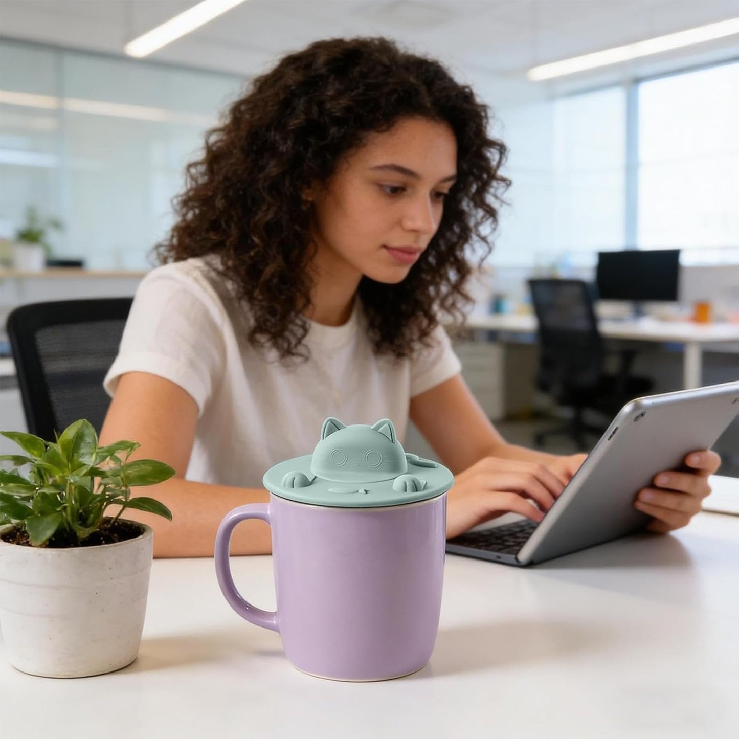 🎉🍵Universal Food-Grade Silicone Mug Lid (Cat Design)🐱