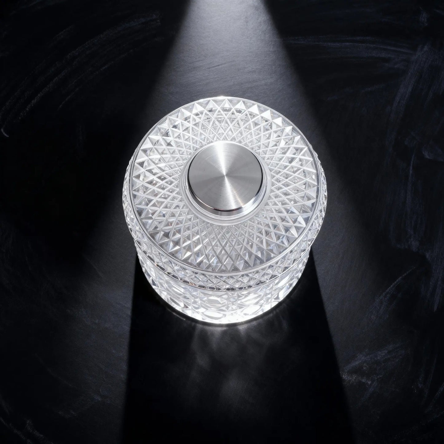 ✨ Diamond Cut Spinning Glass | Elevate Your Home Bar Experience 🏅