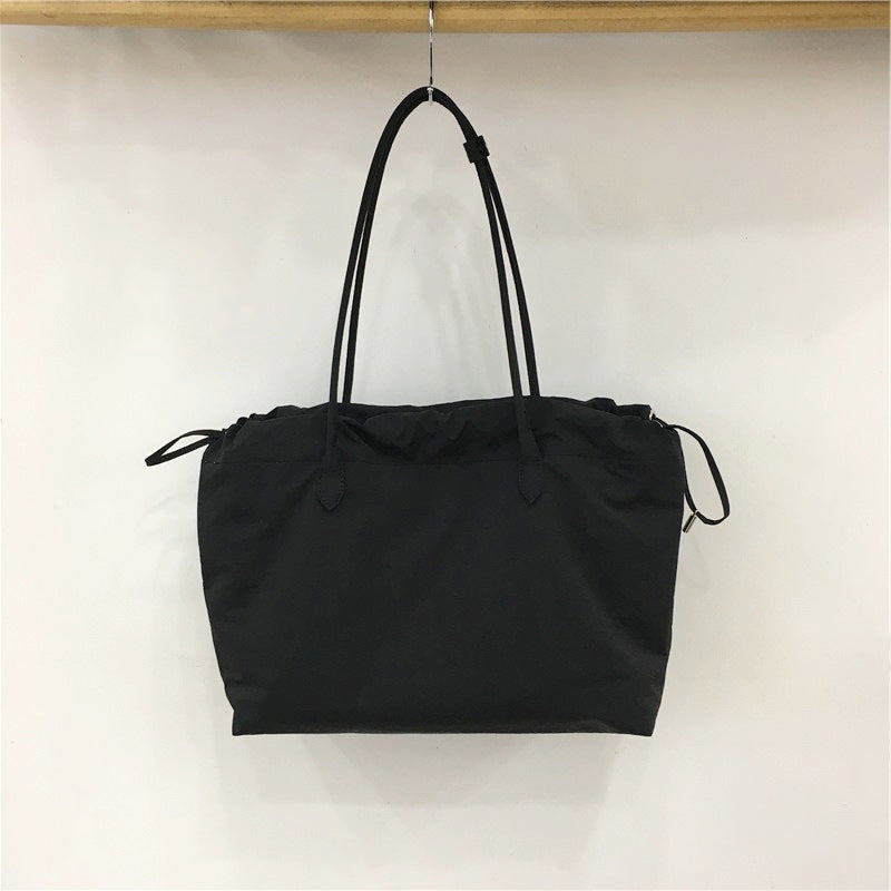 Versatile Large Capacity Tote Bag