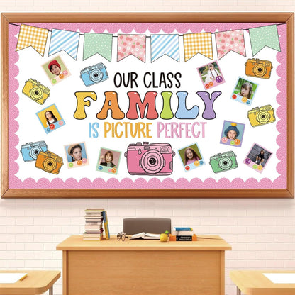 🏫"Our Class Is a Big Family" Photo-Frame Style Bulletin Board Decoration🎒