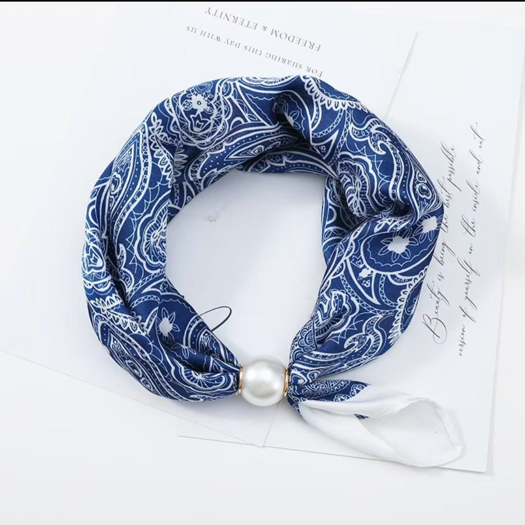 🔥HOT SALE Pearl Buckle Closure Printed Scarf