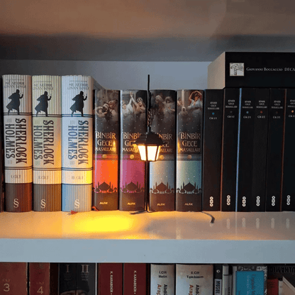Aesthetic Library Lantern Bookcase Light — Cozy Warm Glow Decorative Mini Lamp, Elegant Metal Night Light for Bookshelf, Reading Nook & Study Room