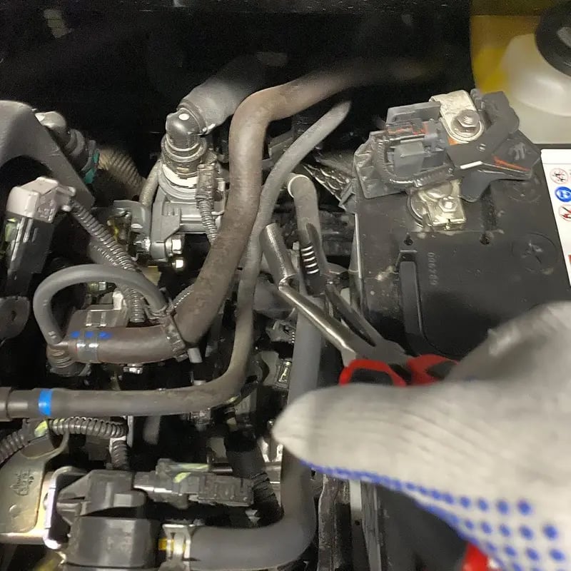 🔧 Spark Plug Wire Removal Pliers