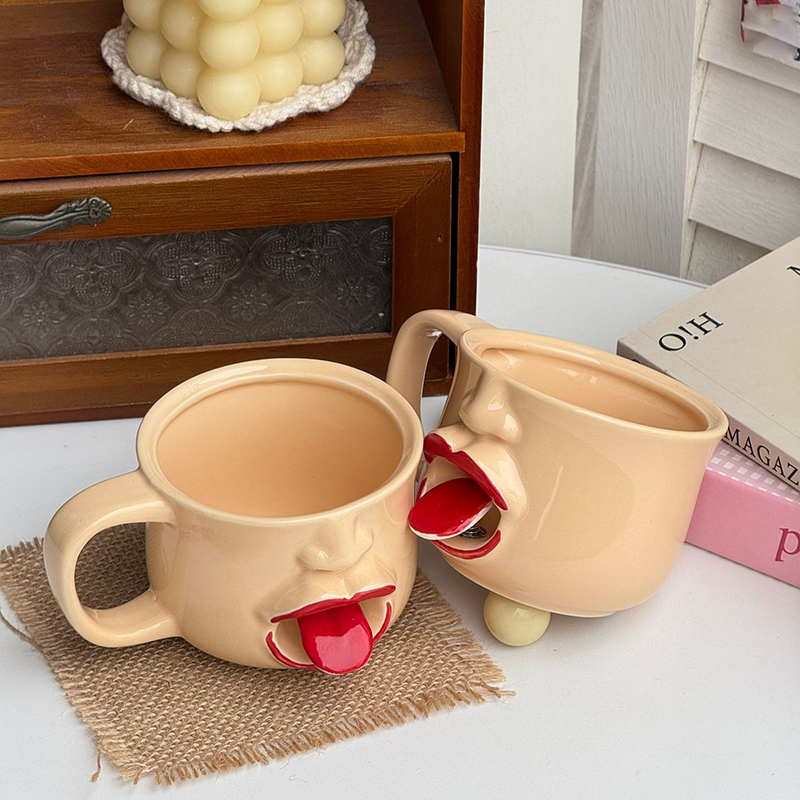👅Quirky abstract tongue ceramic mug