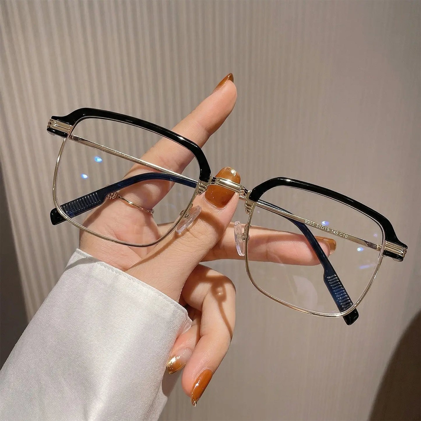 👓✨Auto-Adjusting HD Reading Glasses for Men & Women