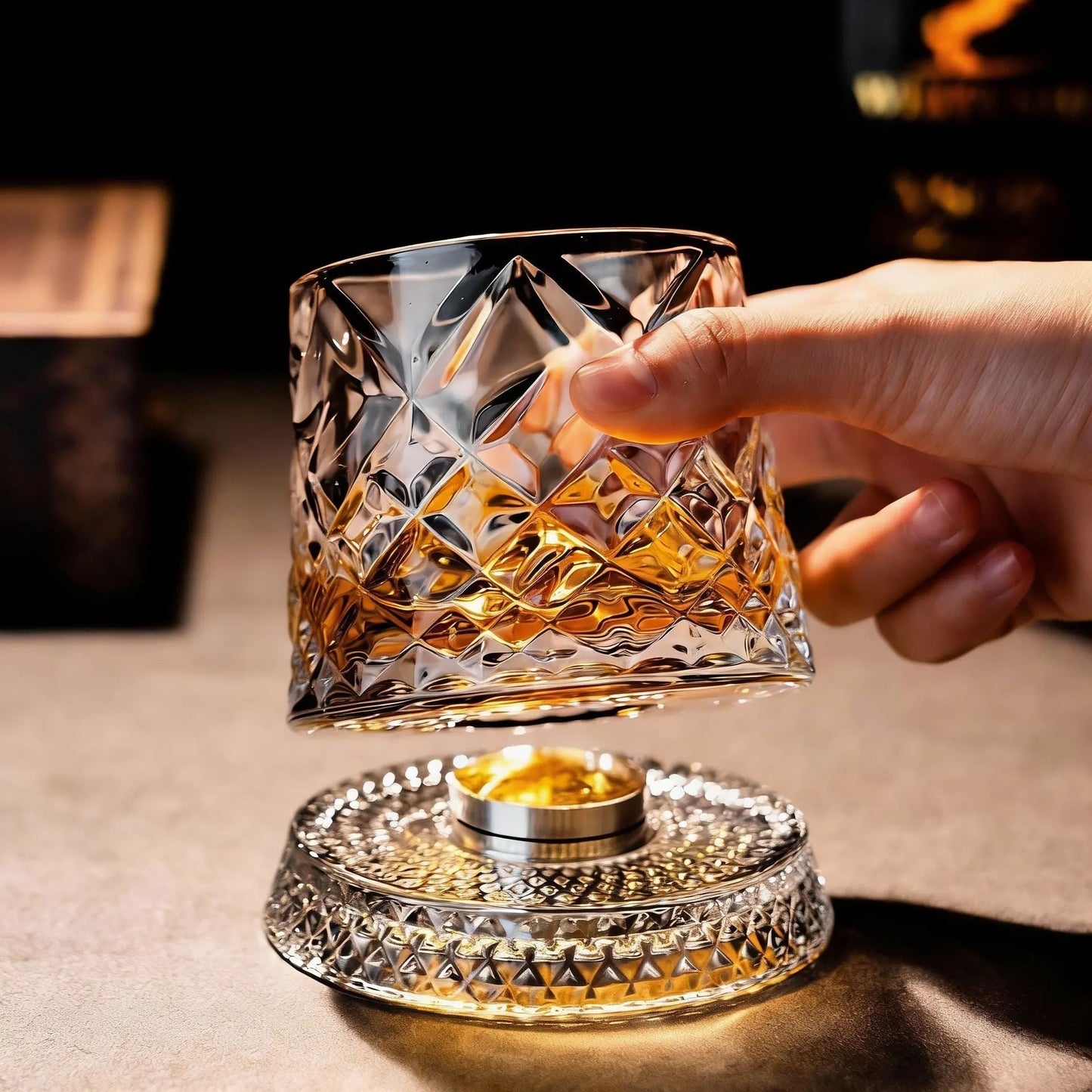 🔥Limited Time 50% Off✨Luxury 360° Spinning Crystal Glass