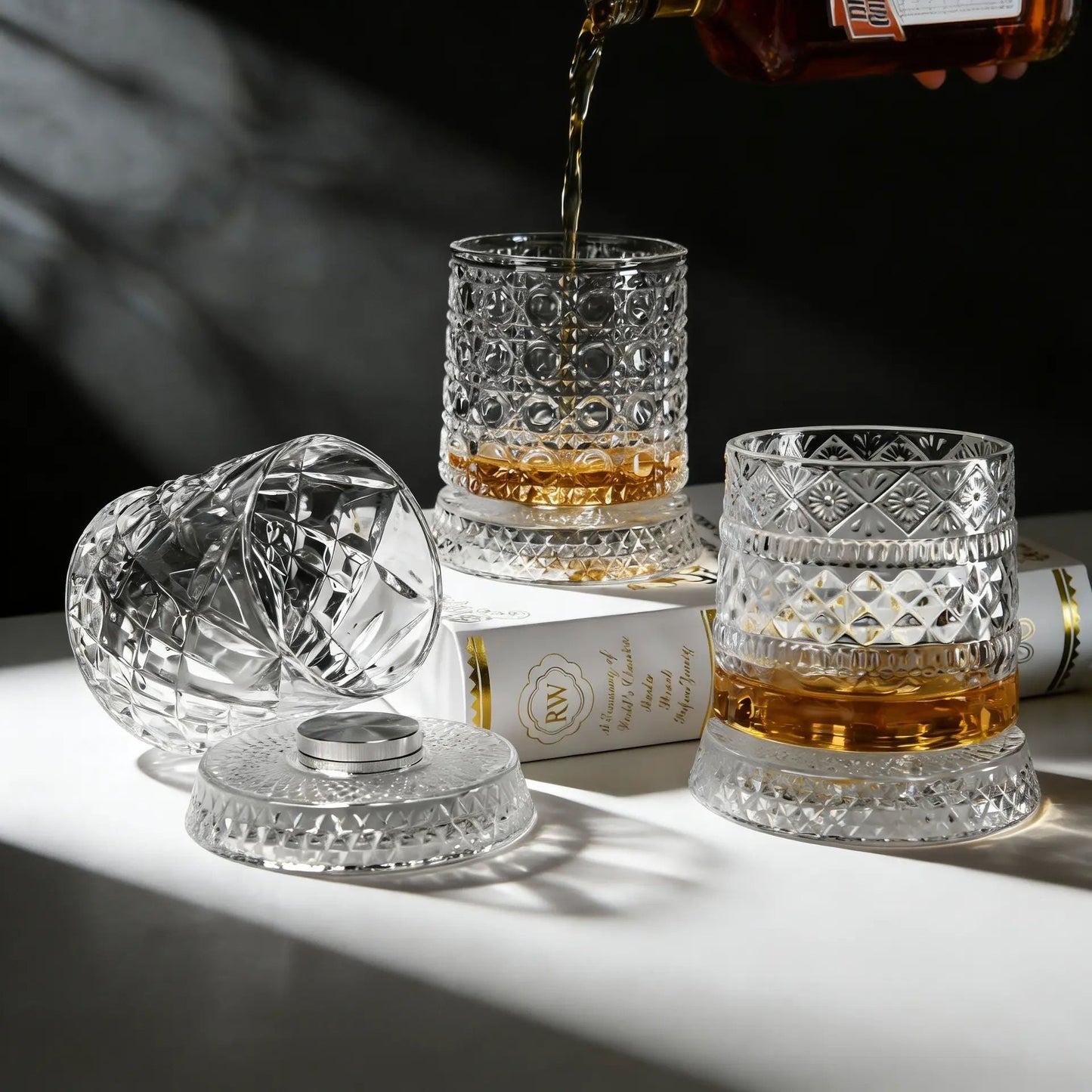 🔥Limited Time 50% Off✨Luxury 360° Spinning Crystal Glass