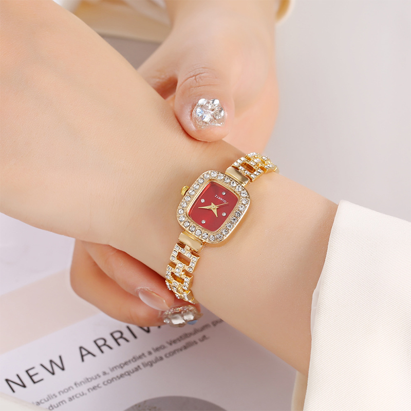 ⏳Time-Limited Special⏰Women Drawstring Bracelet Watch Square Quartz