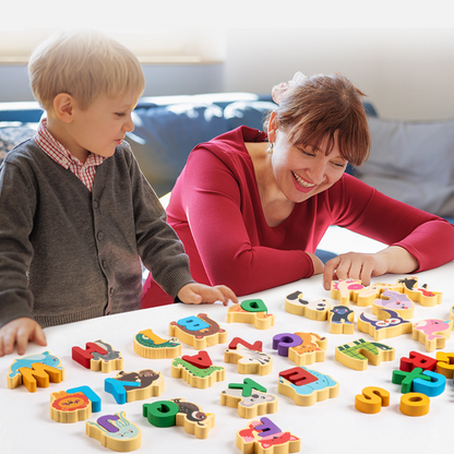 🔤 26-Piece Wooden Letter & Animal Matching Toy – Hands-On Alphabet Mastery, Vibrant Animal Illustrations & Child-Safe Design – Learning Made Fun ✨